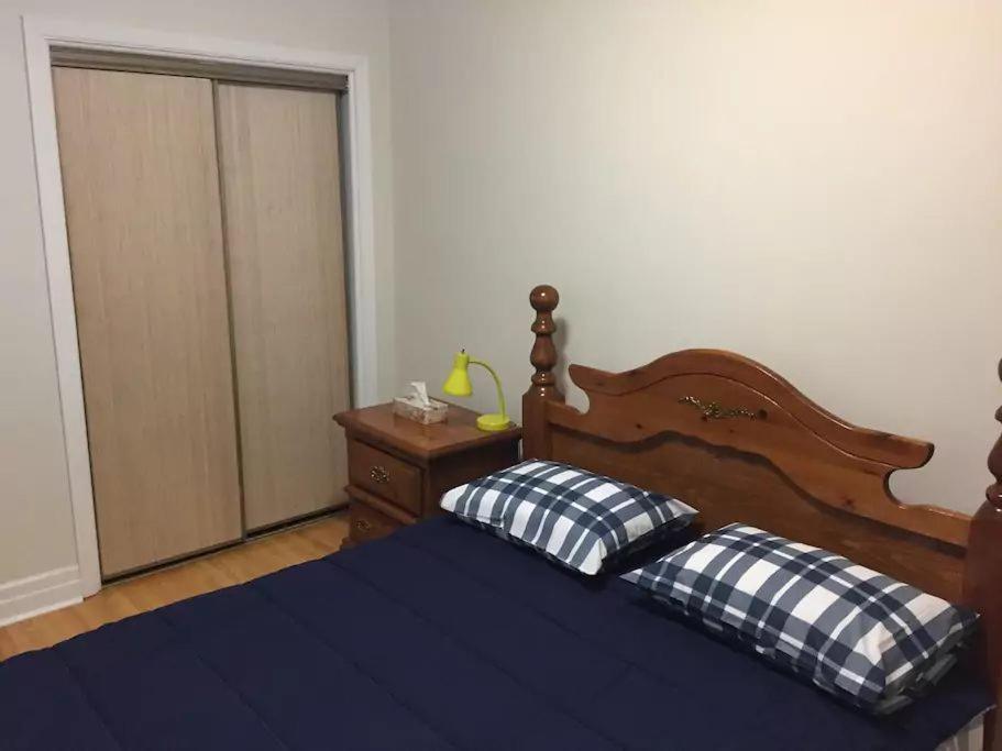 Private Rooms 5 Min Finch West Subway - York University Toronto Ngoại thất bức ảnh