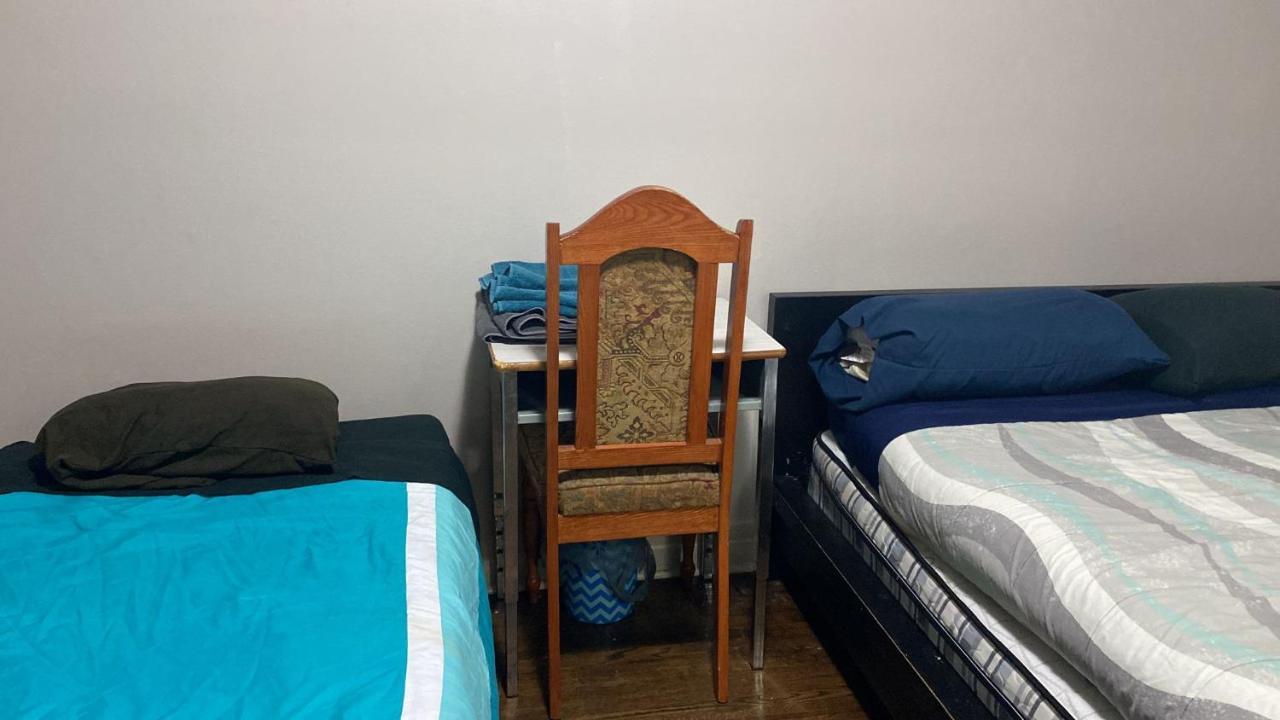 Private Rooms 5 Min Finch West Subway - York University Toronto Ngoại thất bức ảnh