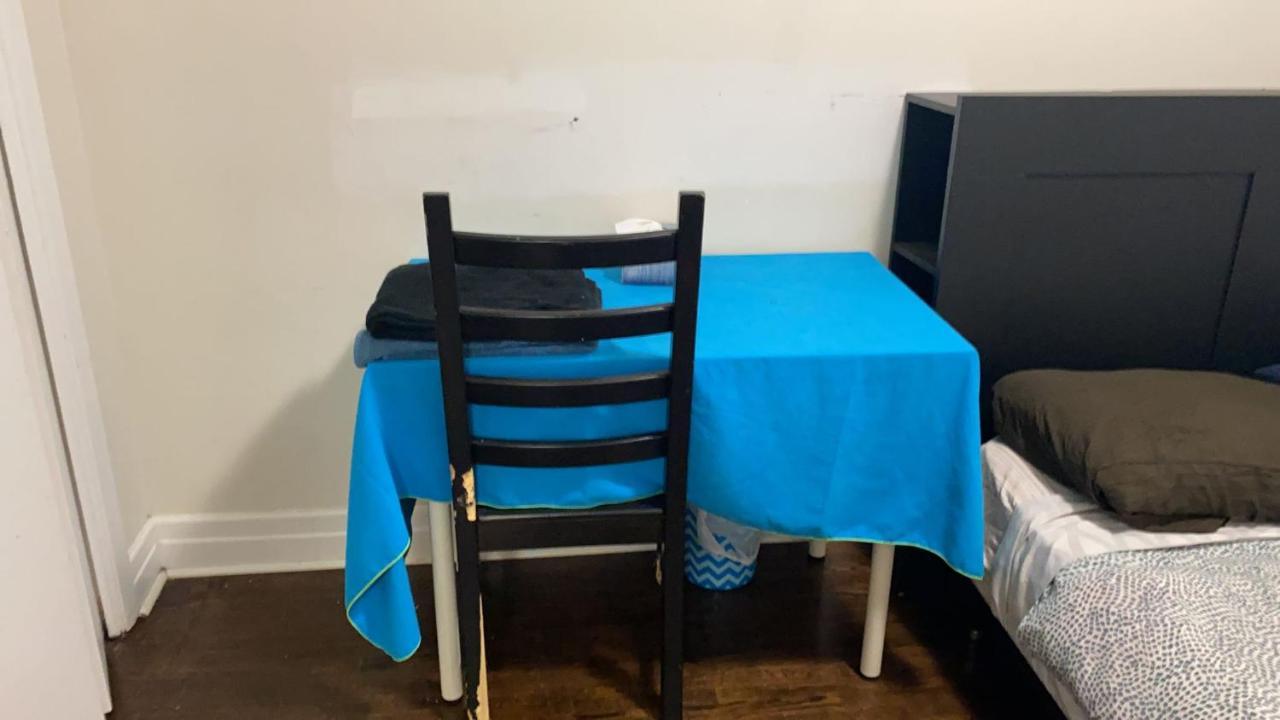 Private Rooms 5 Min Finch West Subway - York University Toronto Ngoại thất bức ảnh