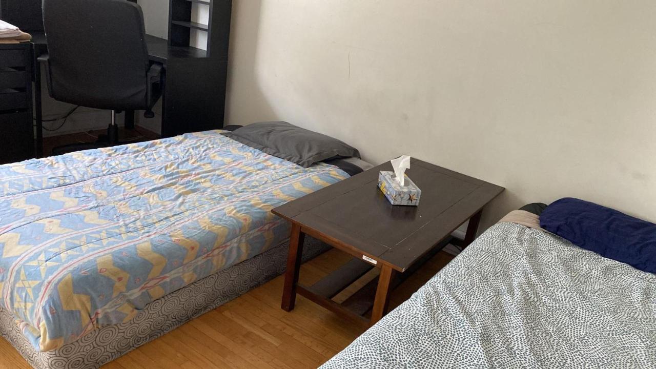 Private Rooms 5 Min Finch West Subway - York University Toronto Ngoại thất bức ảnh